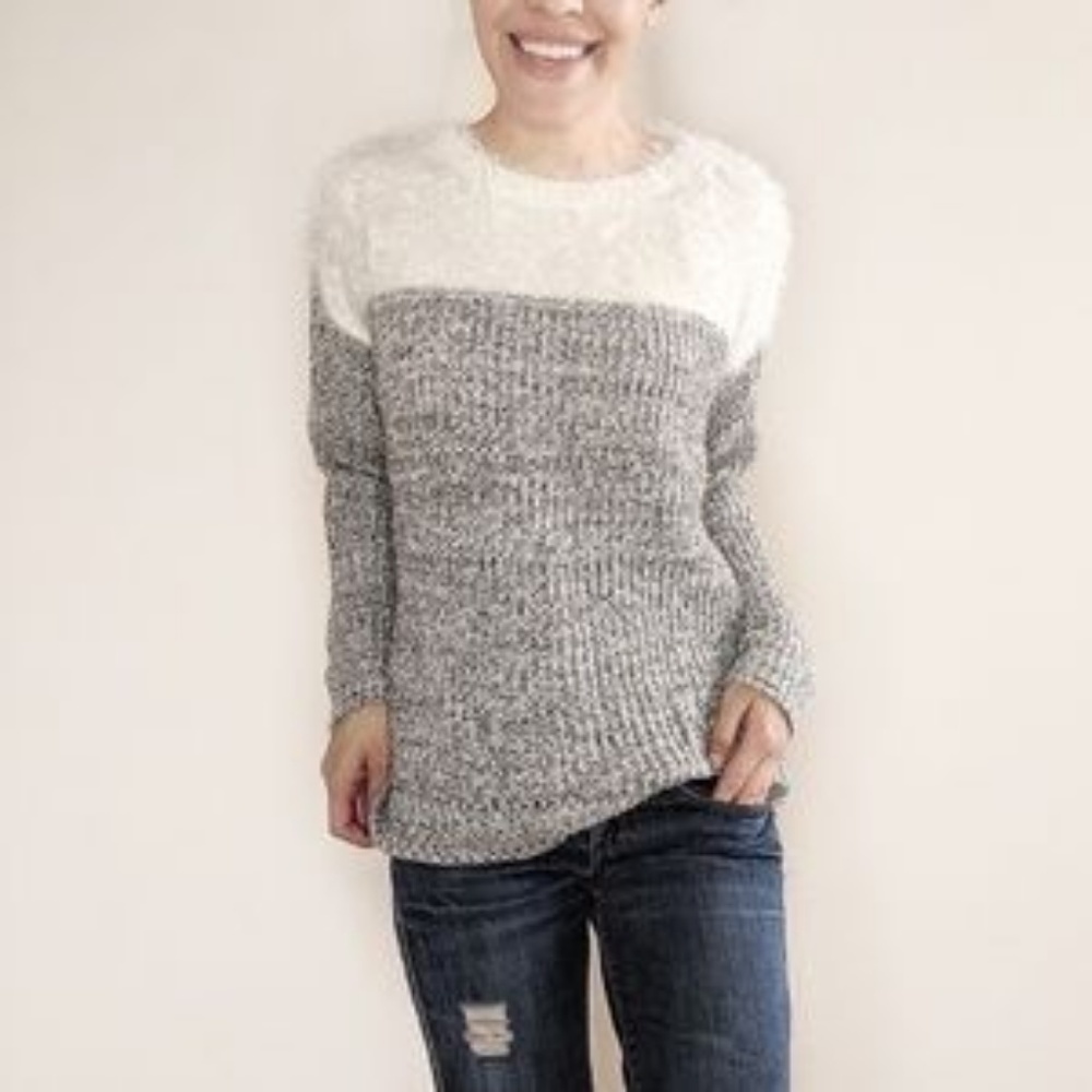 NWOT Vince Camuto eyelash sweater!